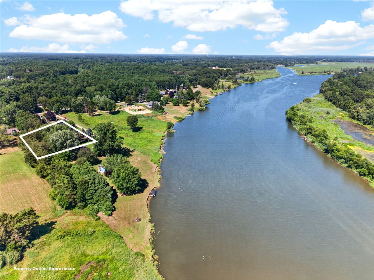 2nd image of 14943 Groenevelt Rd, Spring Lake, MI 49456 | MLS# 70546276