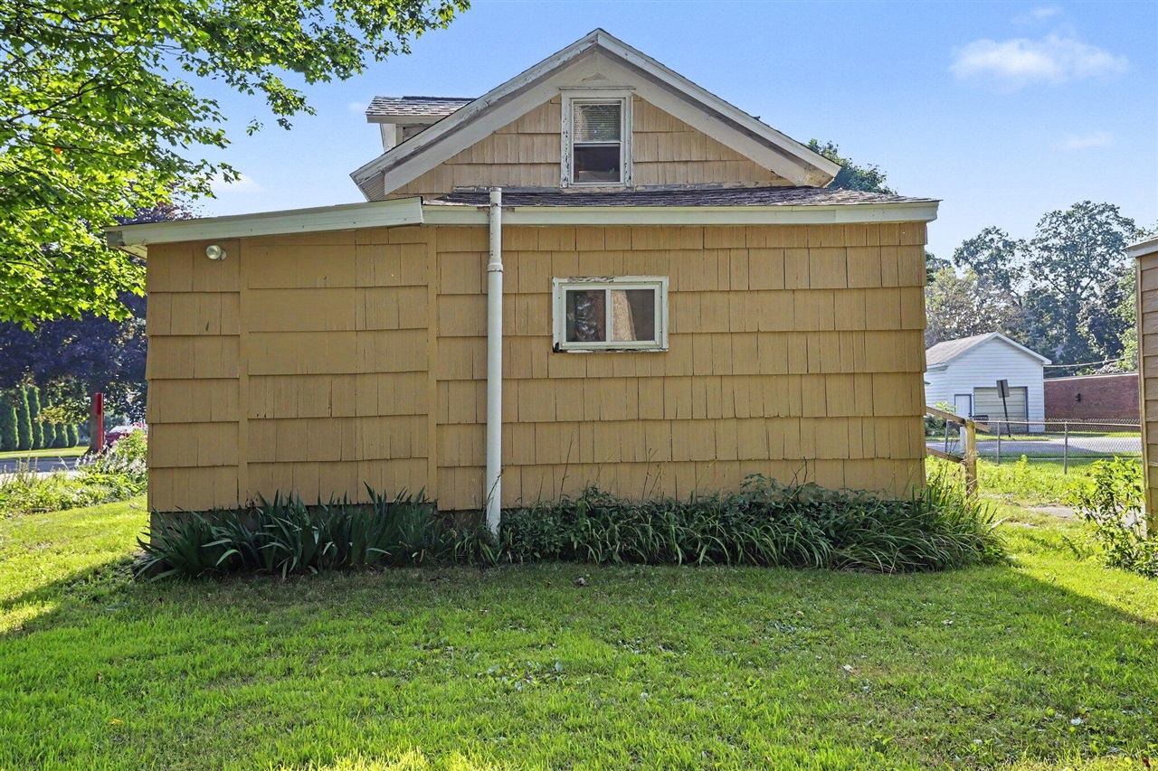 20th image of 121 N Main St, Climax, MI 49034 | MLS# 70546280