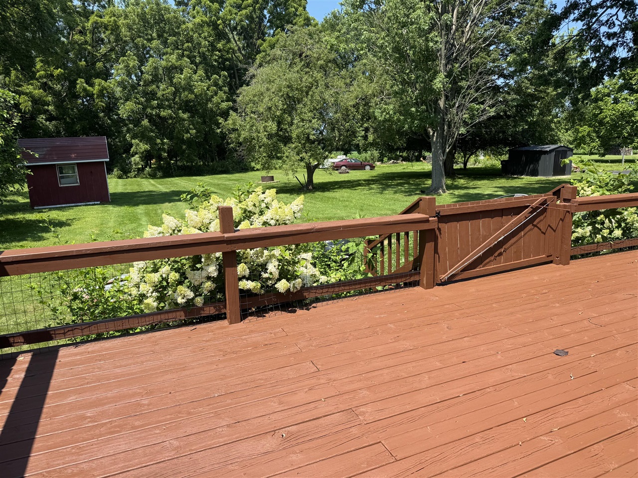 image of 411 N Elm St, Three Oaks, MI 49128 | MLS# 70546308