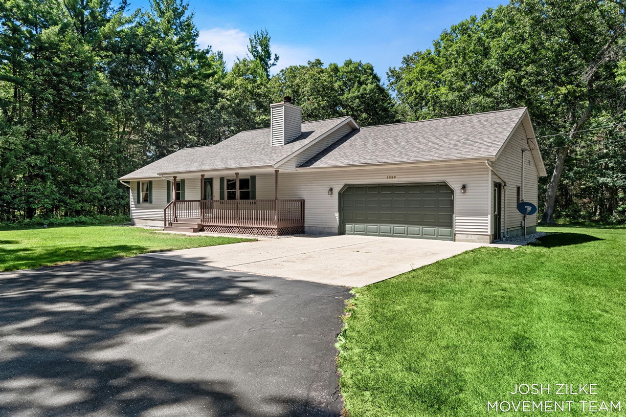 4th image of 1528 Silver Creek Rd, Whitehall, MI 49461 | MLS# 70546320
