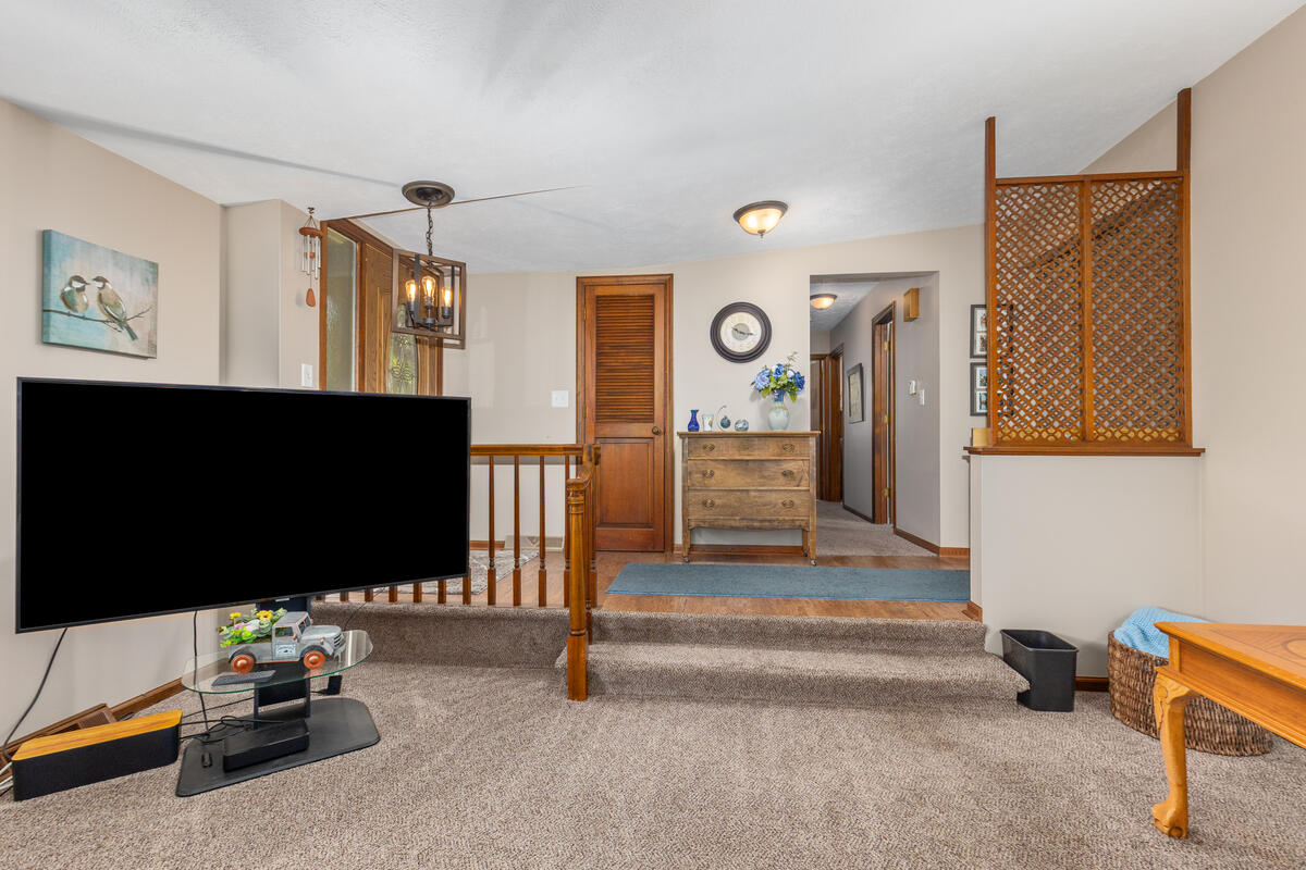 Homes for sale in Byron Center, MI | 6654 Clyde Park Ave, Byron Center, MI 49315 | MLS# 70546327