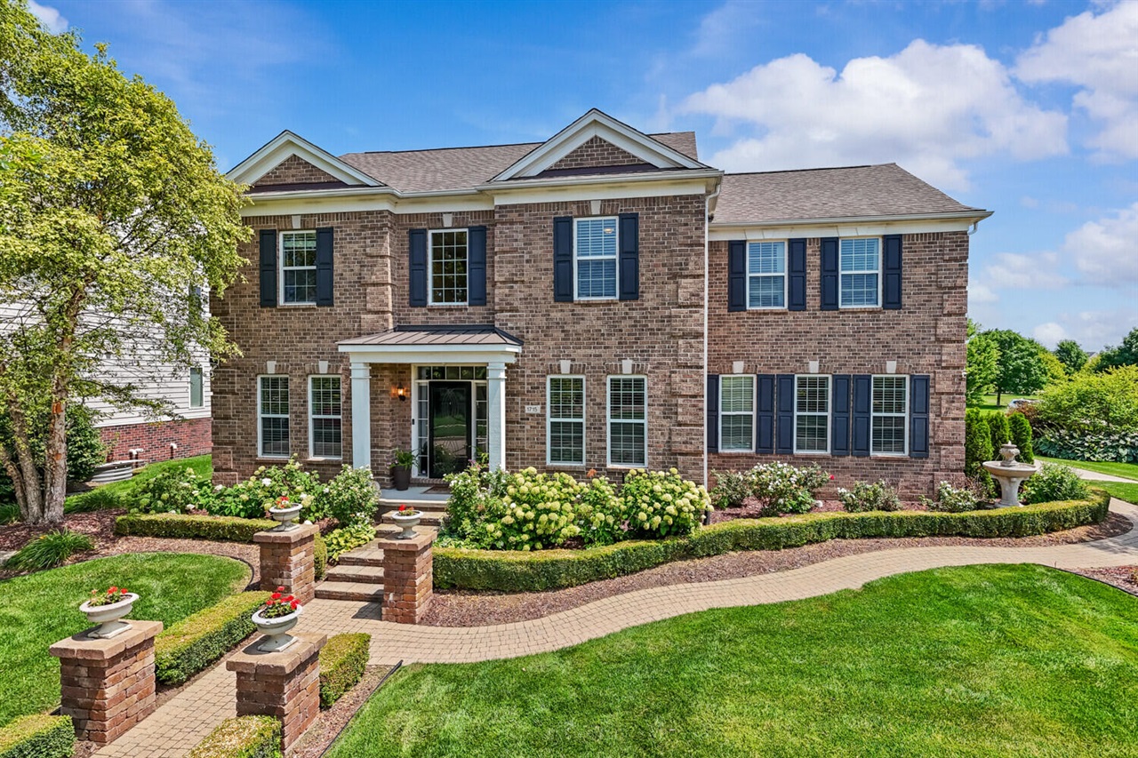4th image of 1715 Steeplechase Rd, Canton, MI 48188 | MLS# 70546330