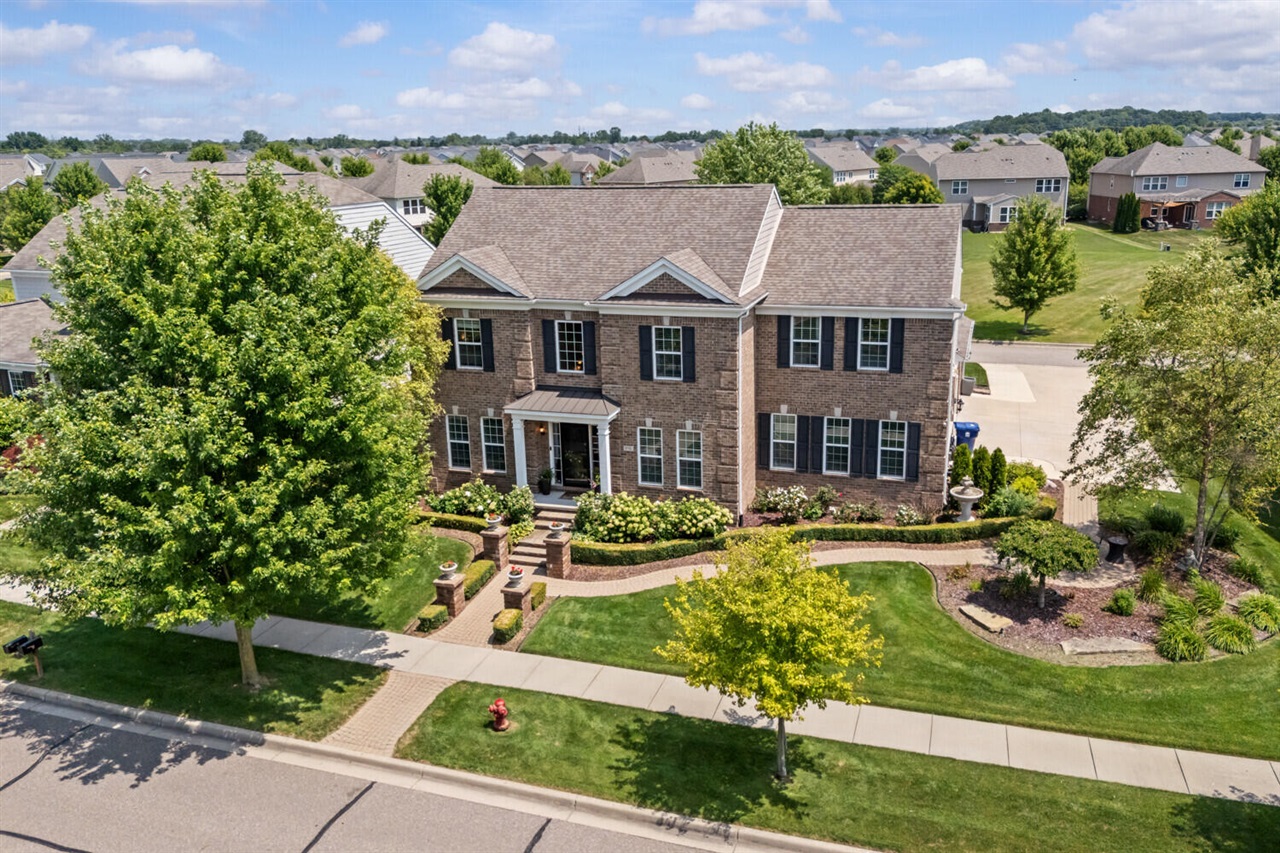 5th image of 1715 Steeplechase Rd, Canton, MI 48188 | MLS# 70546330