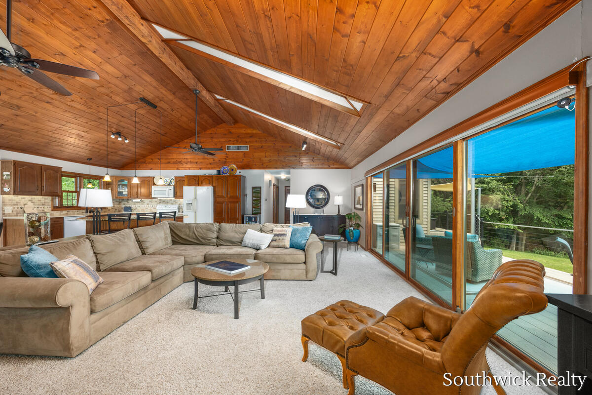 5th image of 2484 Shadow Lake Ct, Grand Rapids, MI 49505 | MLS# 70546353
