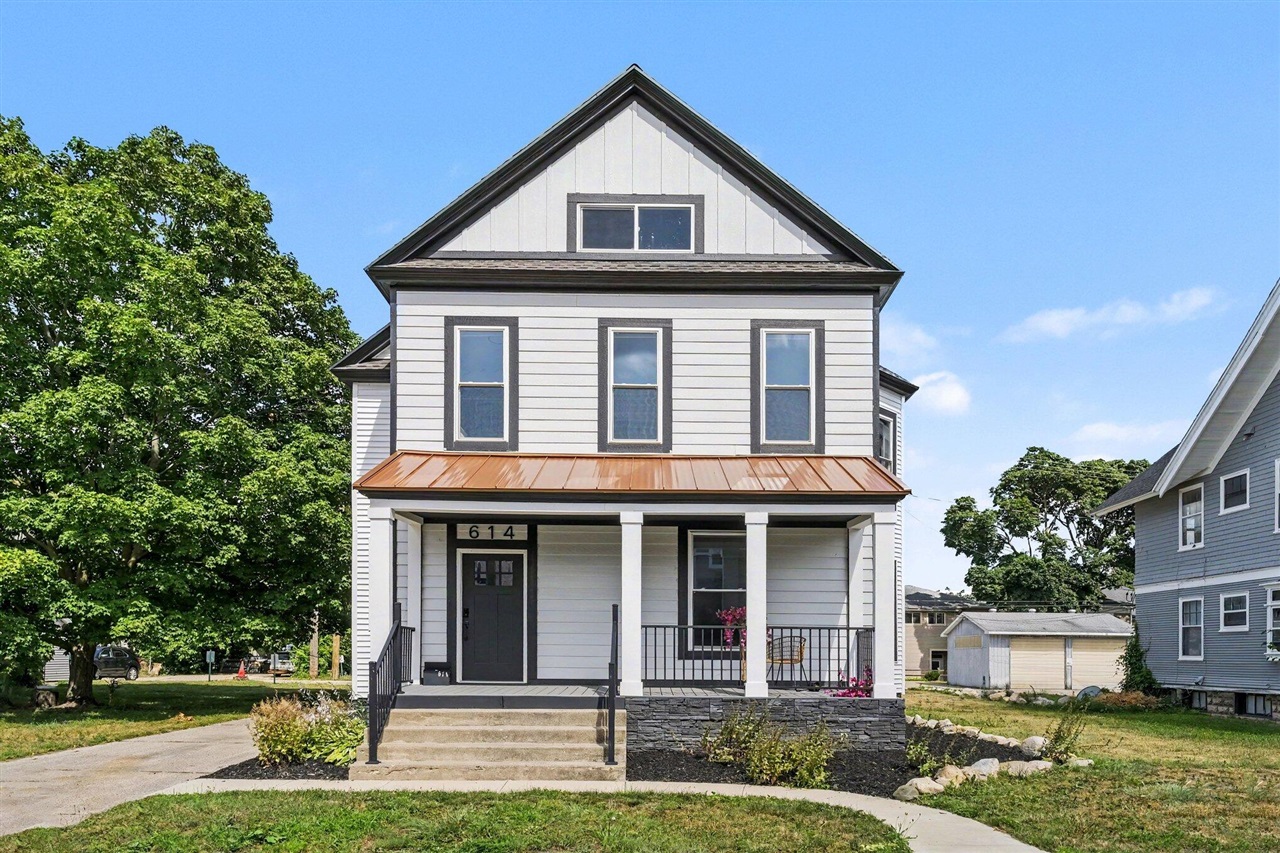Photo 1 of Single family home for sale at 614 Fairview Ave, Grand Rapids, MI 49503 | MLS# 70546357 | Listing updated on 2026-09-20