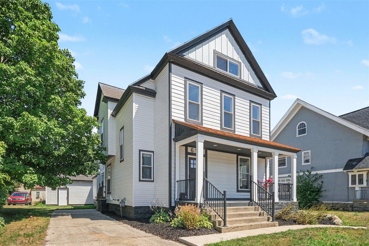 Photo 2 of Single family home for sale at 614 Fairview Ave, Grand Rapids, MI 49503 | MLS# 70546357 | Listing updated on 2026-09-20