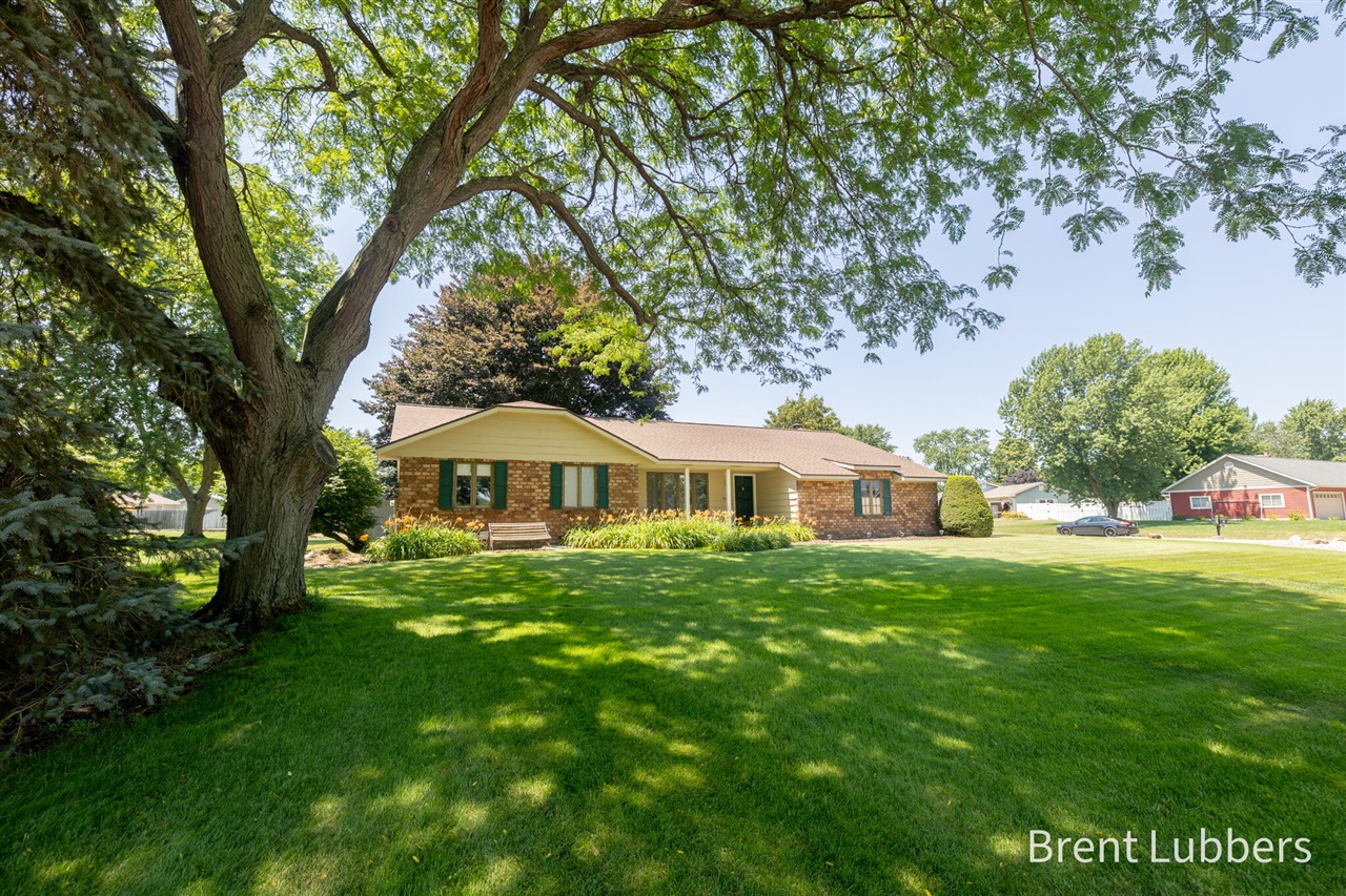 Homes for sale in Zeeland, MI | 2685 E Chester Dr, Zeeland, MI 49464 | MLS# 70546377