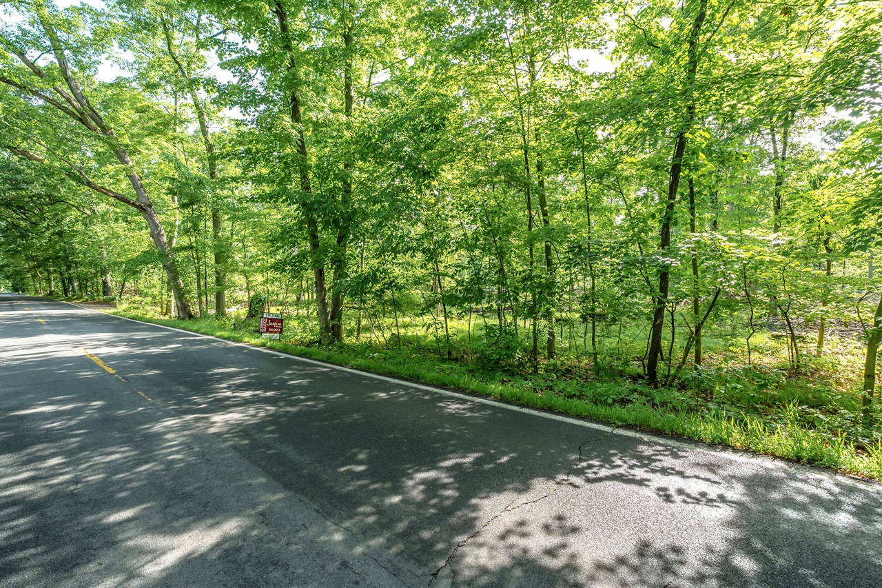 2nd image of 10905 E Shore Dr, Portage, MI 49002 | MLS# 70546382