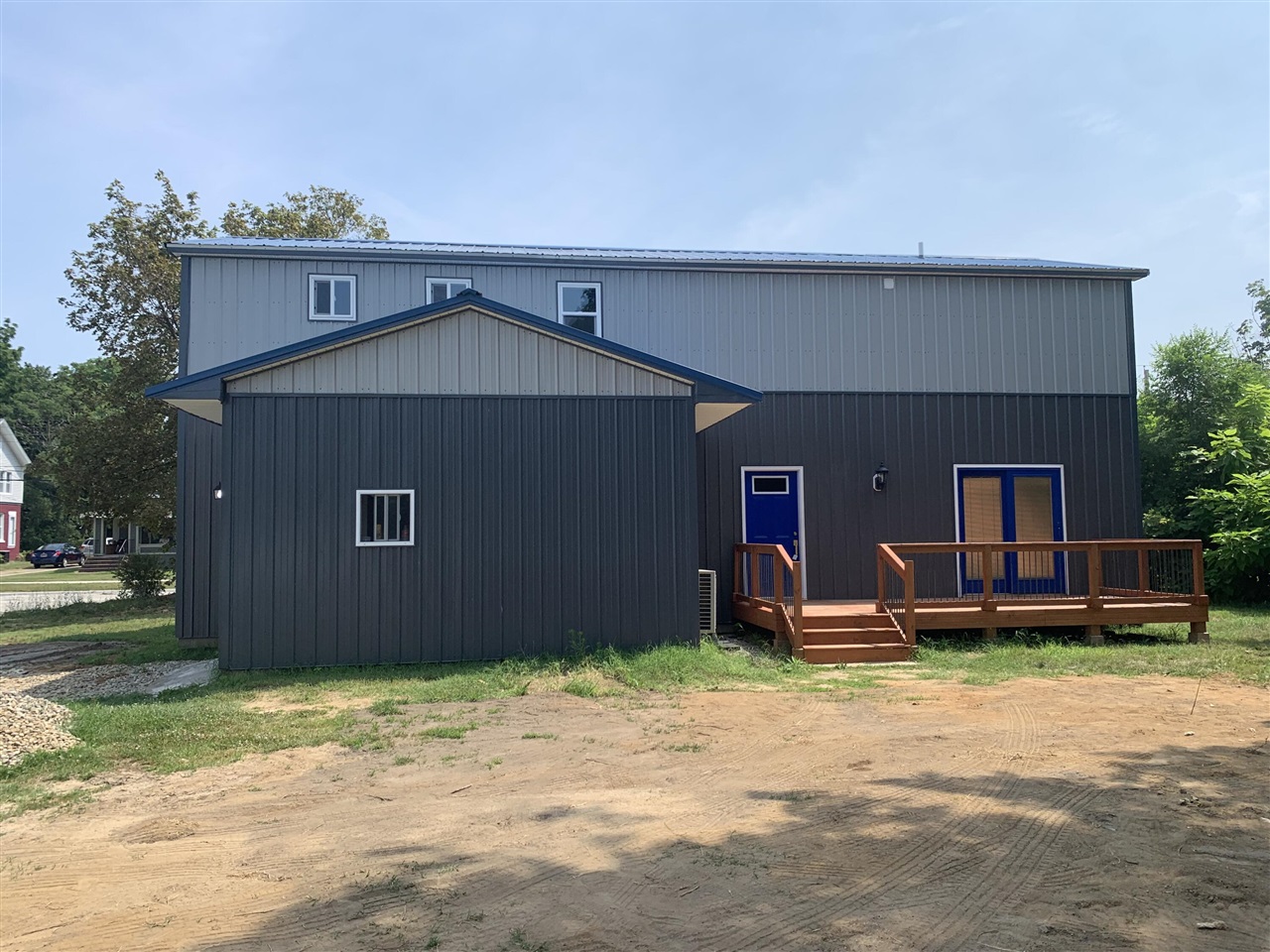 2nd image of 576 Pipestone St, Benton Harbor, MI 49022 | MLS# 70546383