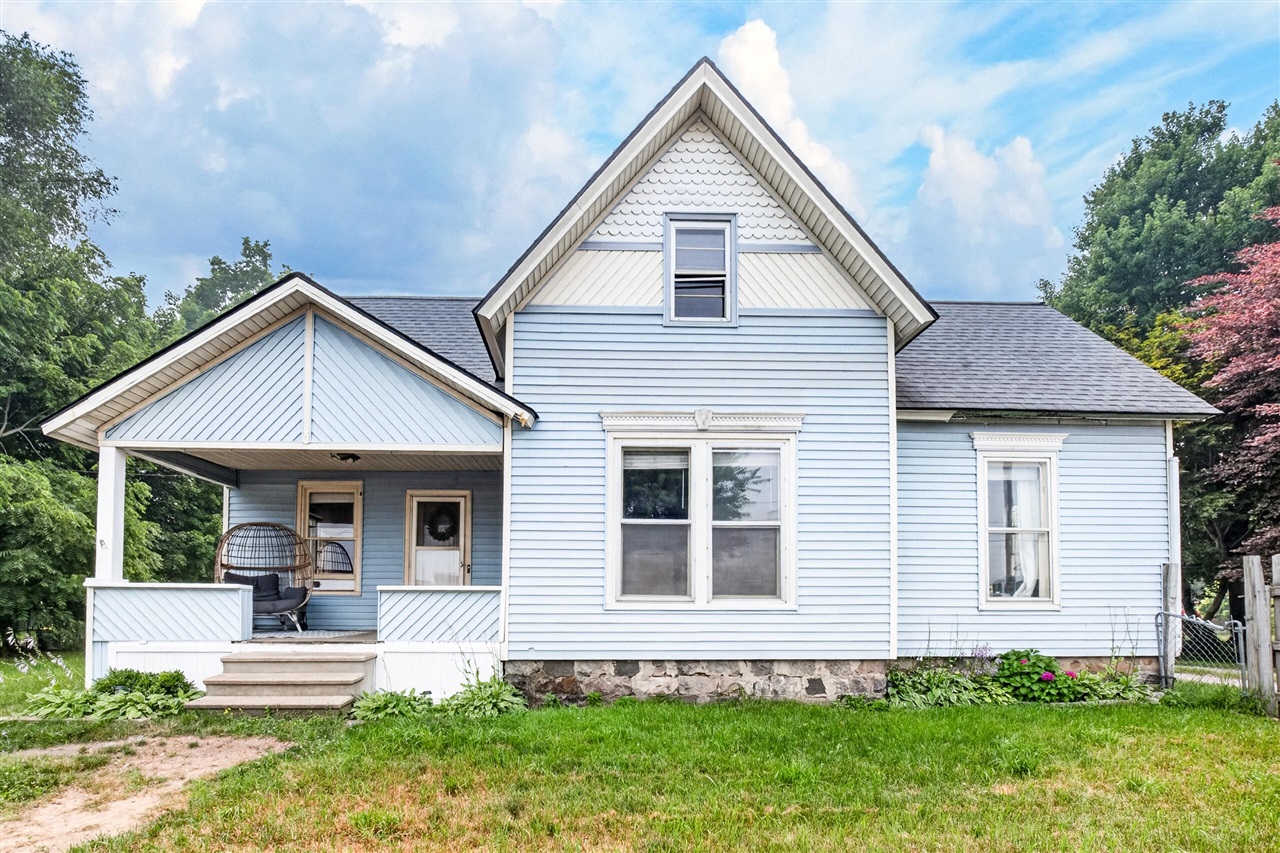 Homes for sale in Plainwell, MI | 175 Allegan St, Plainwell, MI 49080 | MLS# 70546385