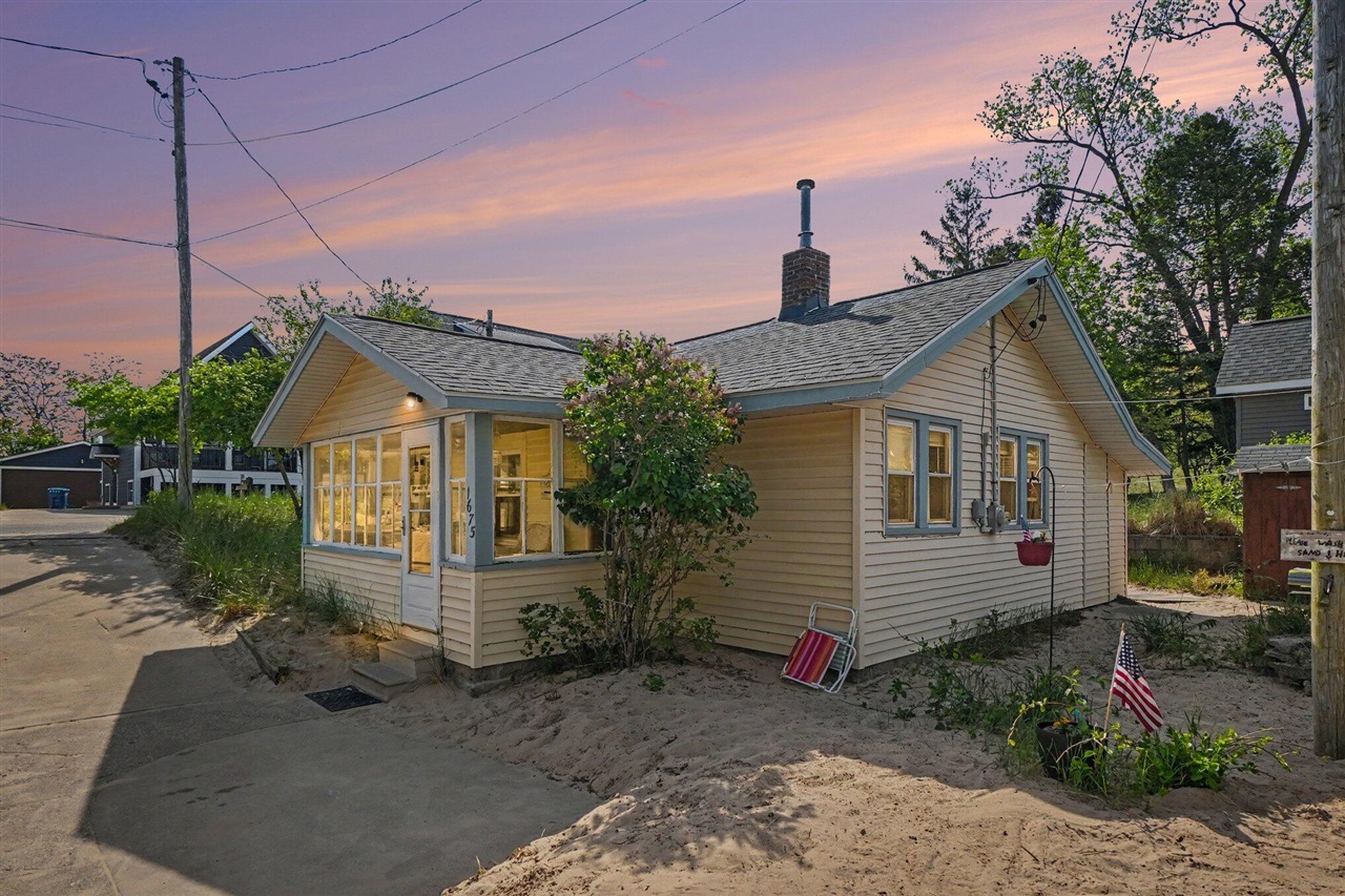 3rd image of 1675 Nelson St, Muskegon, MI 49441 | MLS# 70546391