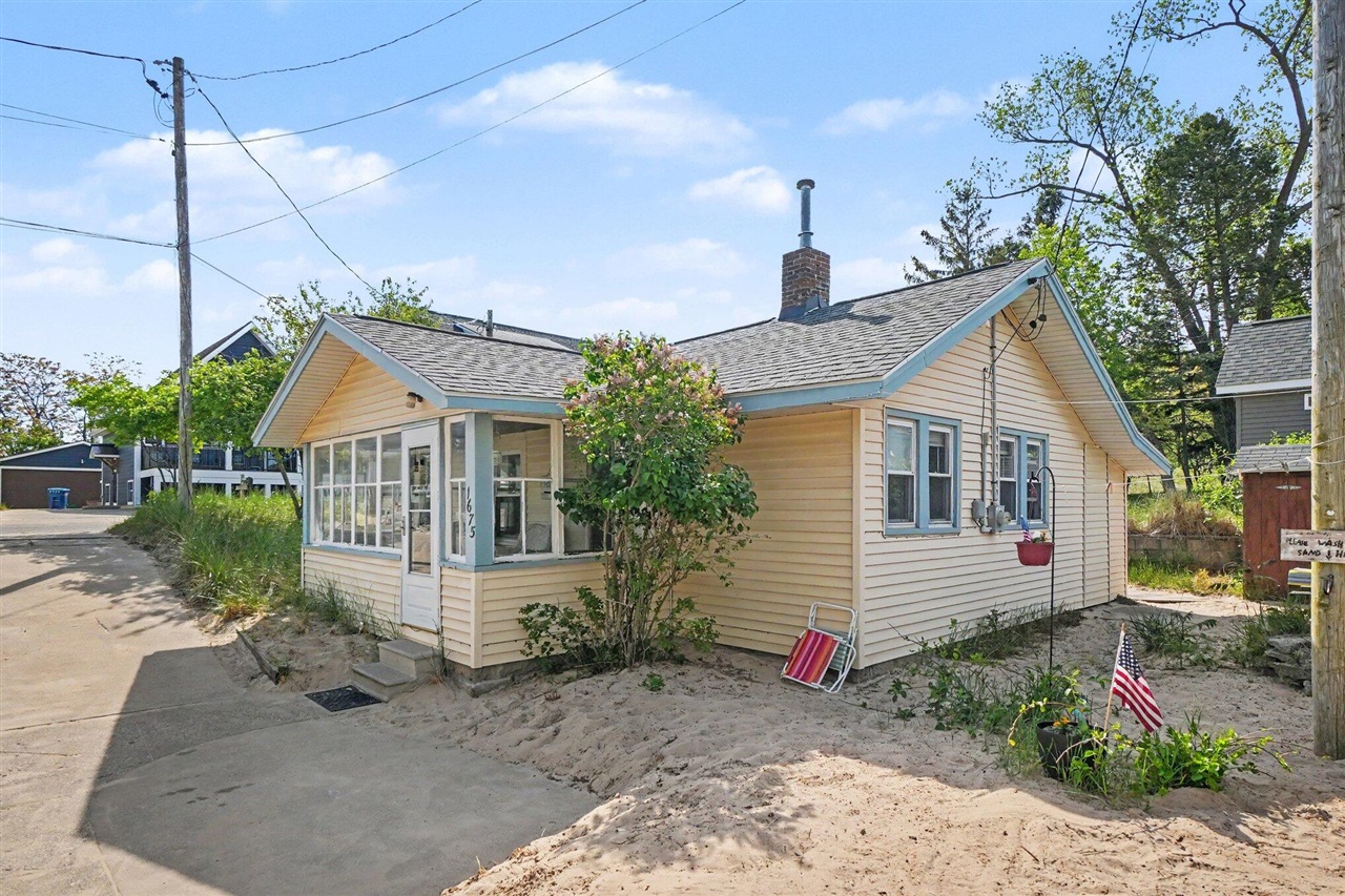 4th image of 1675 Nelson St, Muskegon, MI 49441 | MLS# 70546391