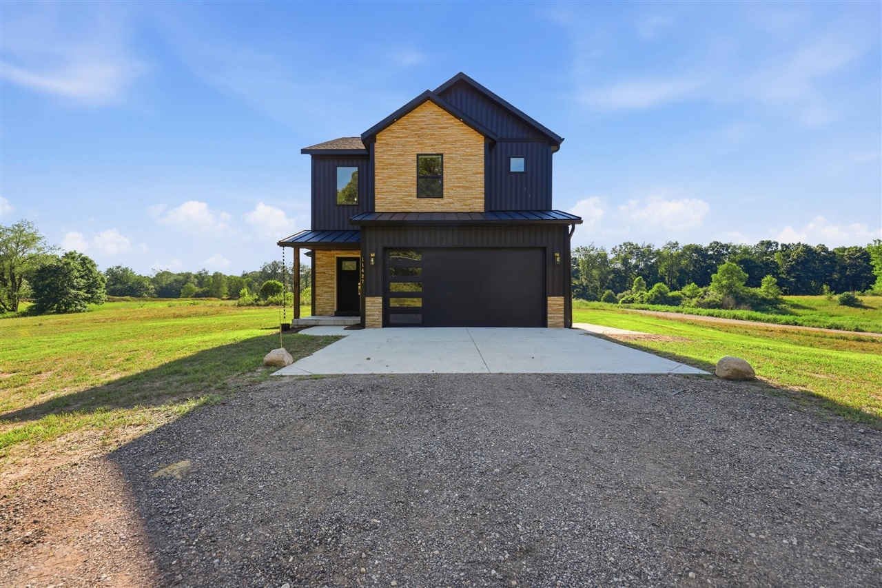 1st image of 11427 Heintzelman Rd, Rockford, MI 49341 | MLS# 70546404