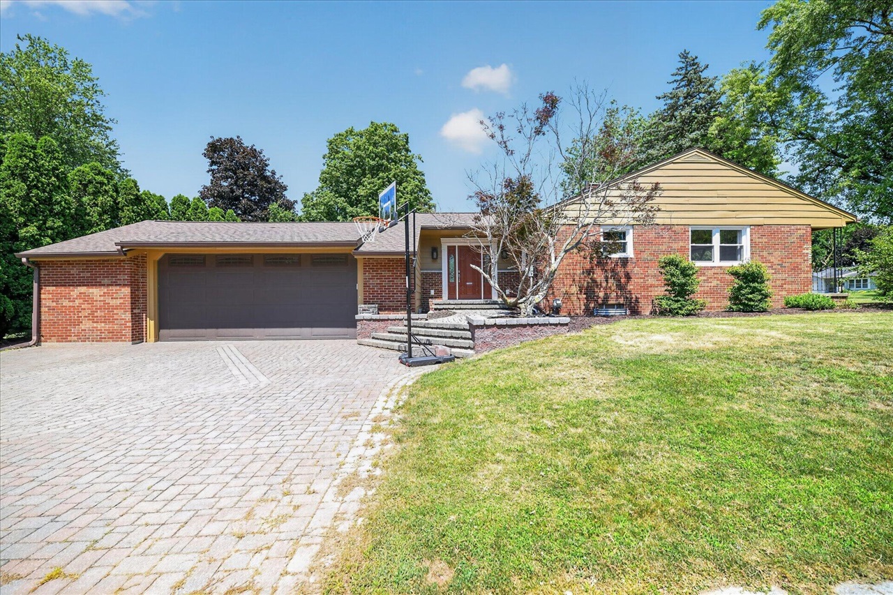 2nd image of 876 Riverside Dr, Portland, MI 48875 | MLS# 70546406