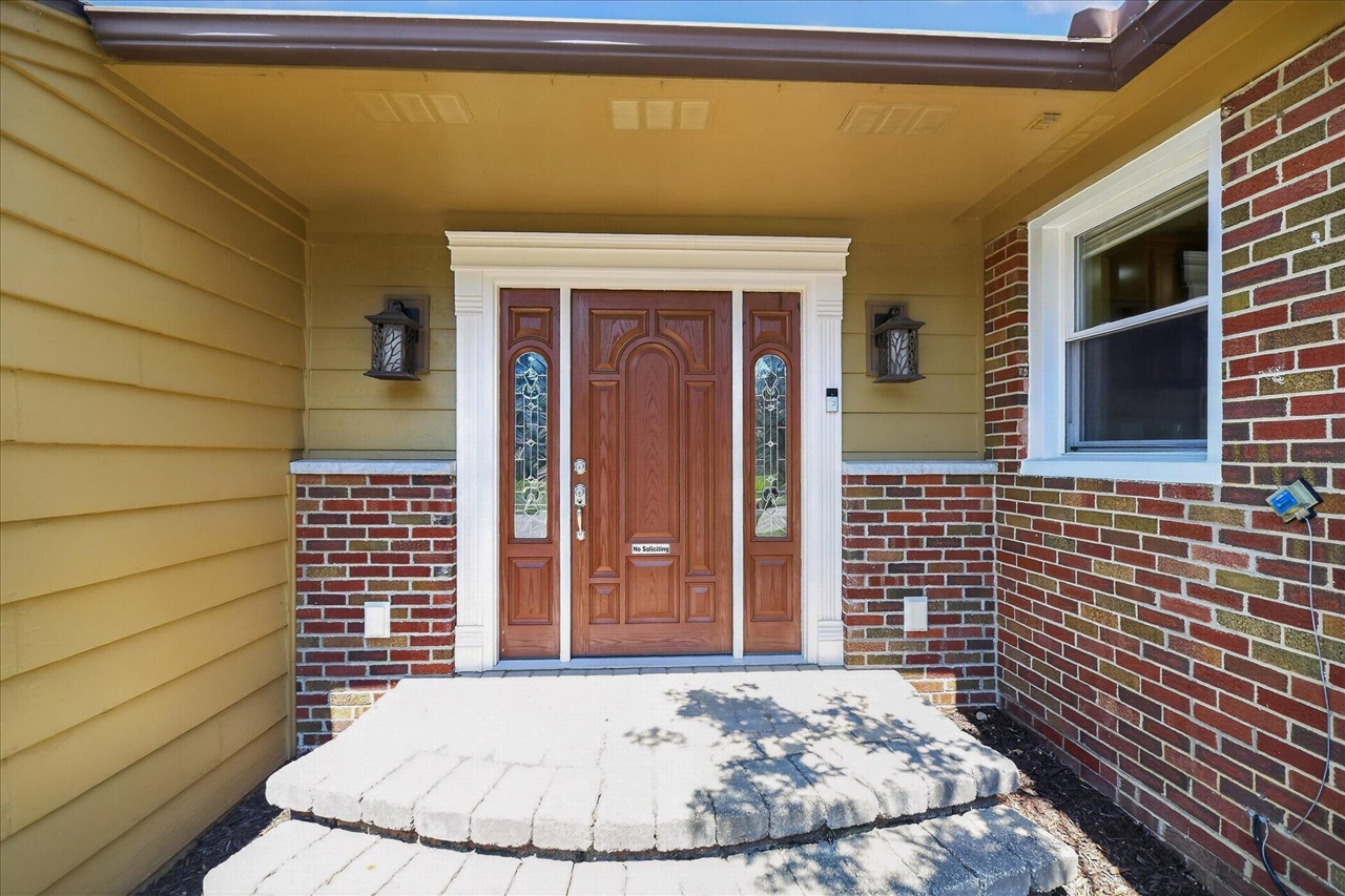 5th image of 876 Riverside Dr, Portland, MI 48875 | MLS# 70546406