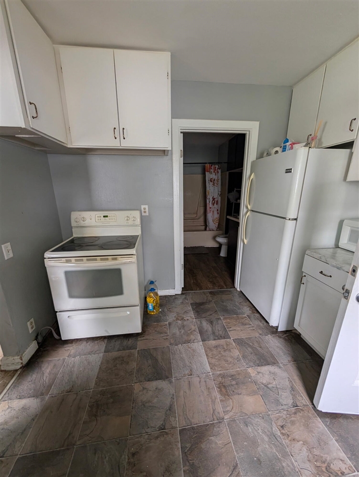 4th image of 3021 Hoyt St, Muskegon Heights, MI 49444 | MLS# 70546419
