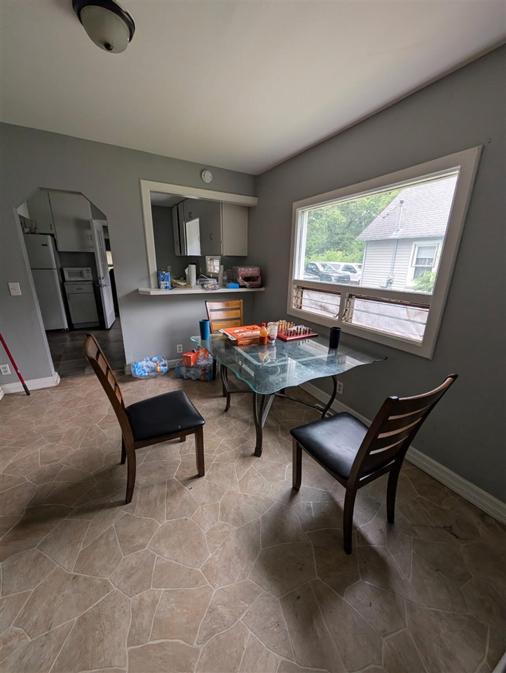 5th image of 3021 Hoyt St, Muskegon Heights, MI 49444 | MLS# 70546419