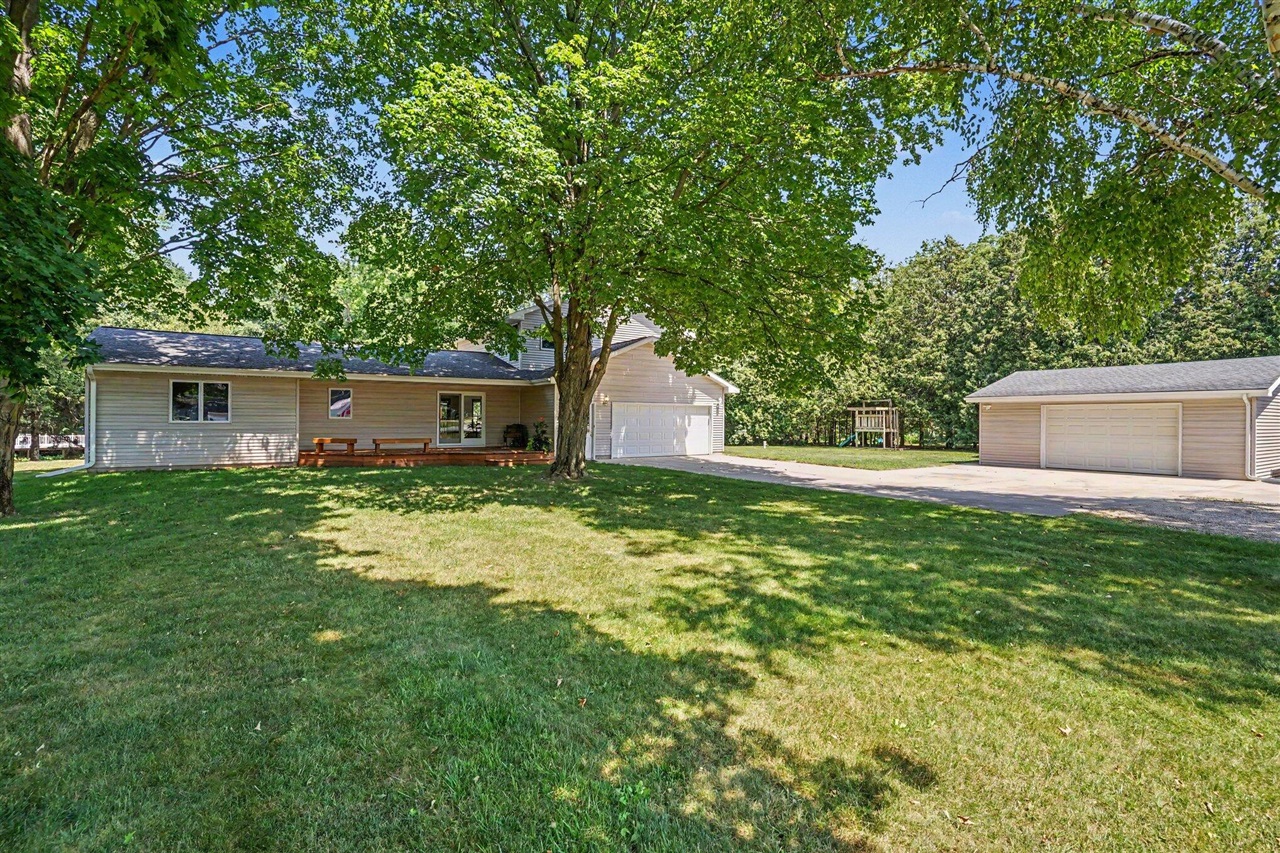 3rd image of 9064 E M20, Hesperia, MI 49421 | MLS# 70546471