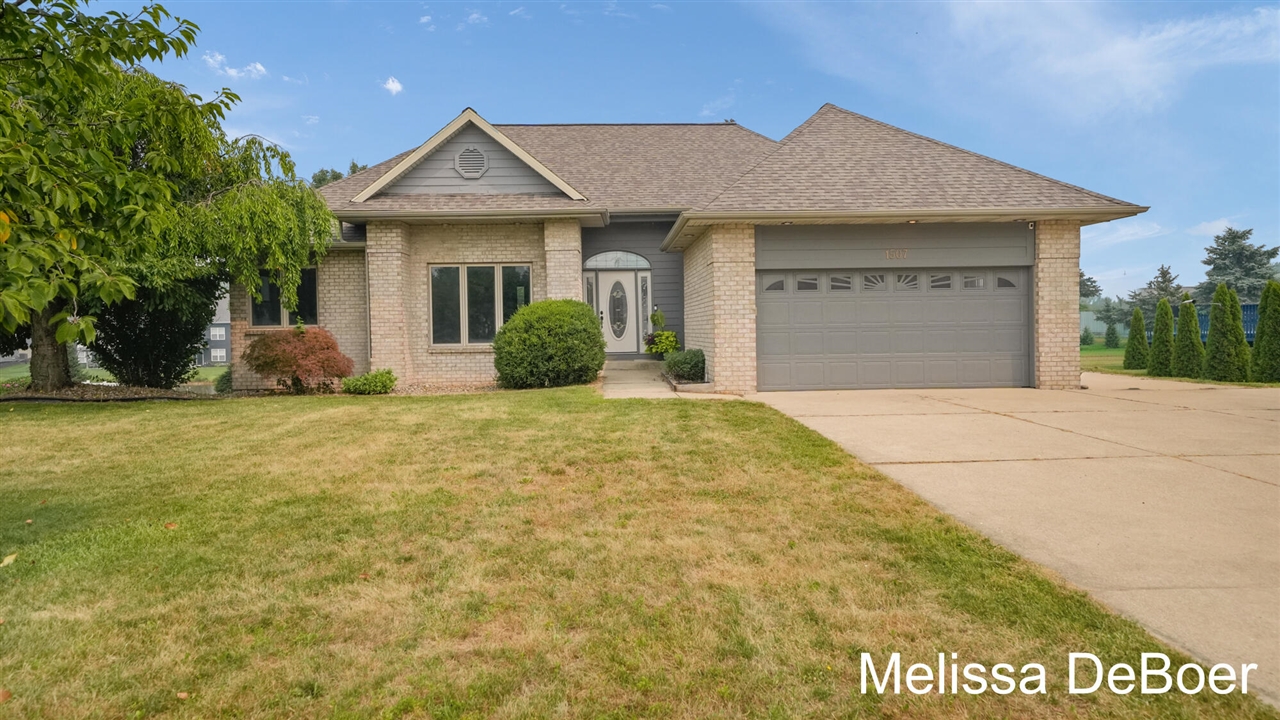 2nd image of 1507 Joseph Ln, Hudsonville, MI 49426 | MLS# 70546480