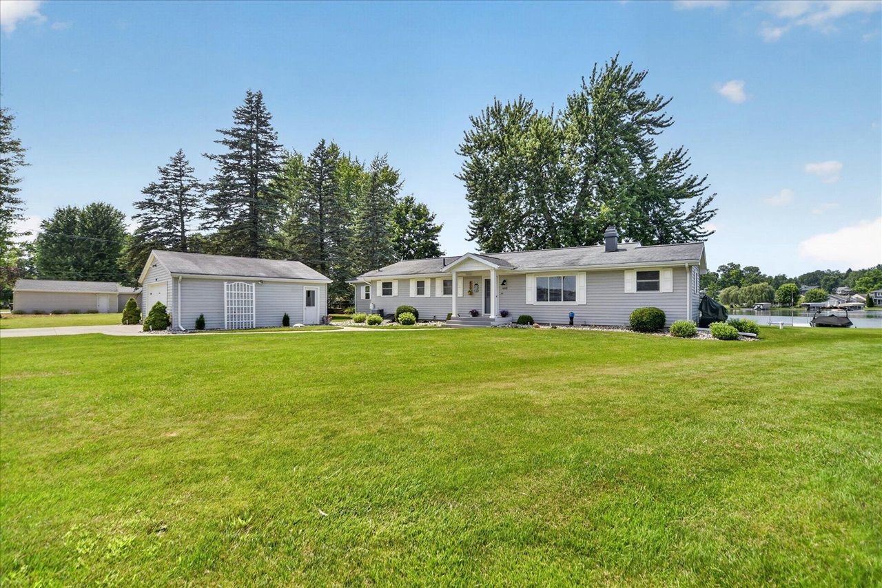 3rd image of 600 Acorn Trl, Horton, MI 49246 | MLS# 70546482