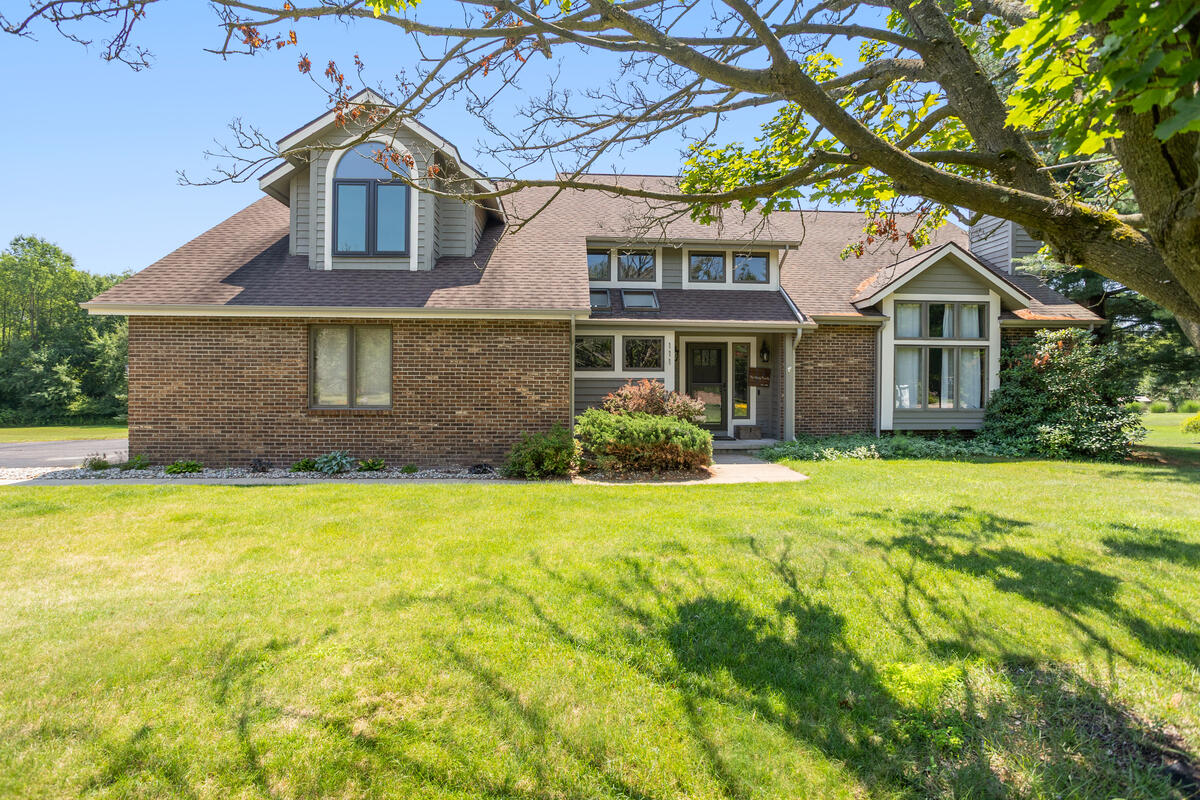 1st image of 111 Tiffany Ln, Battle Creek, MI 49015 | MLS# 70546497