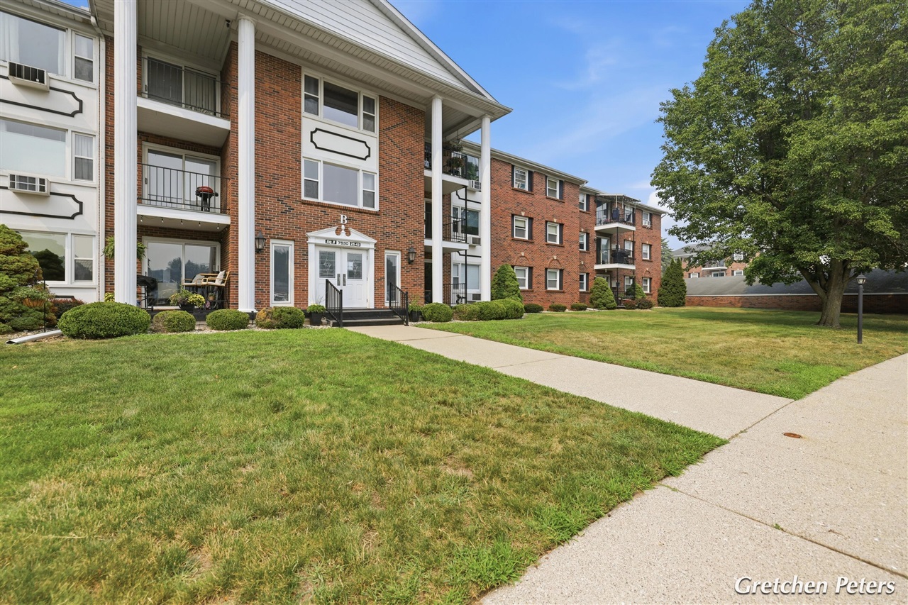 Homes for sale in Jenison, MI | 7530 Boulder Bluff Dr #47, Jenison, MI 49428 | MLS# 70546518