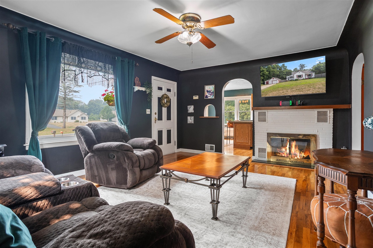 3rd image of 9310 Verona Rd, Battle Creek, MI 49014 | MLS# 70546540