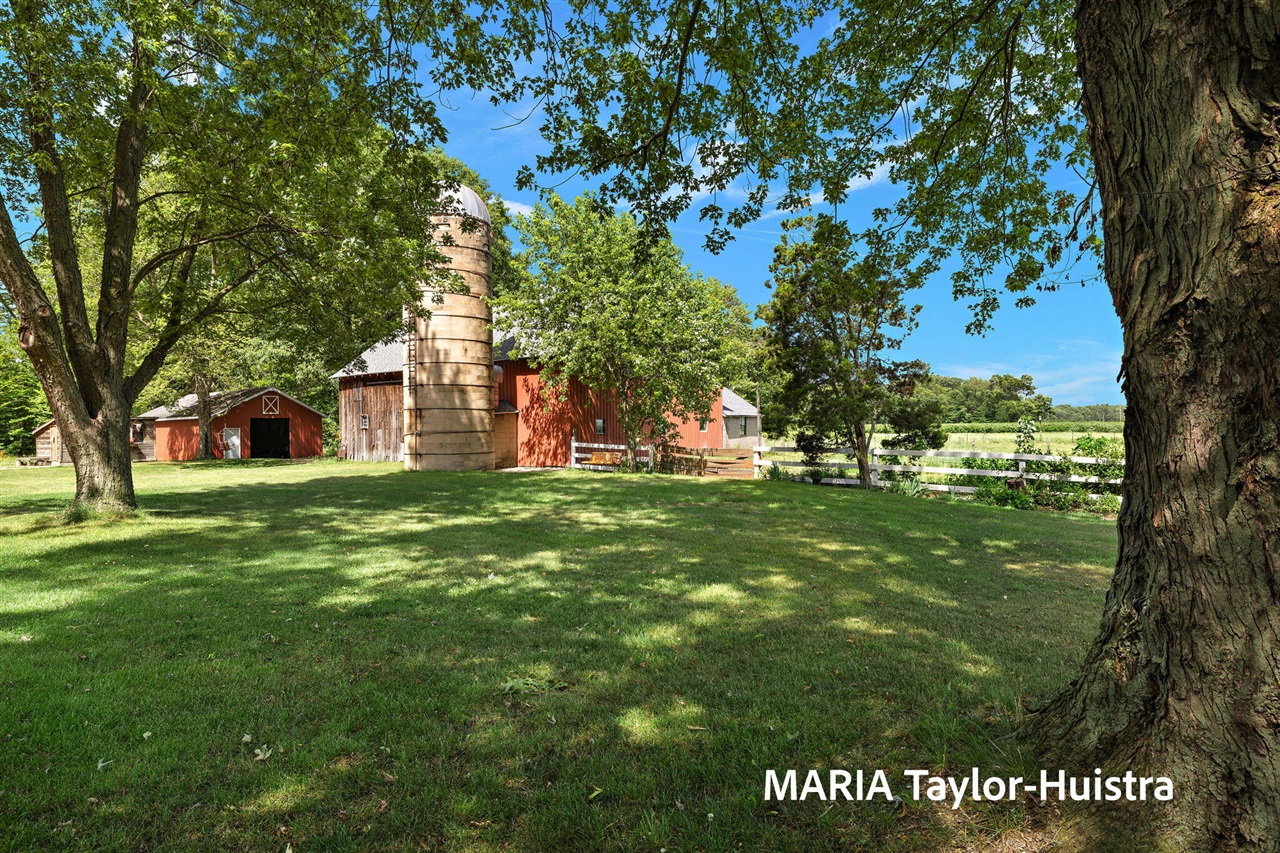 4th image of 13388 Rich St, Grand Haven, MI 49417 | MLS# 70546544