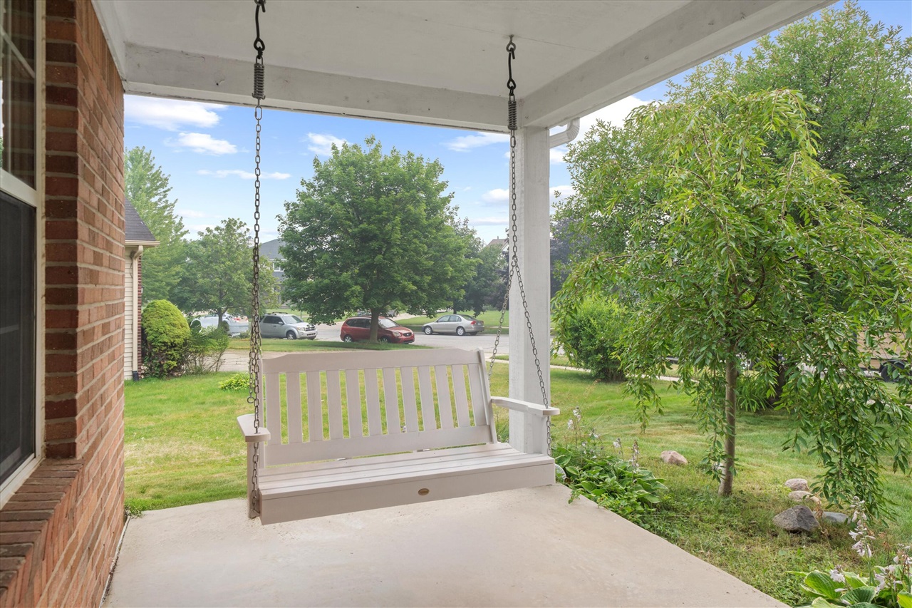 3rd image of 4672 Nutmeg Dr, Ypsilanti, MI 48197 | MLS# 70546545