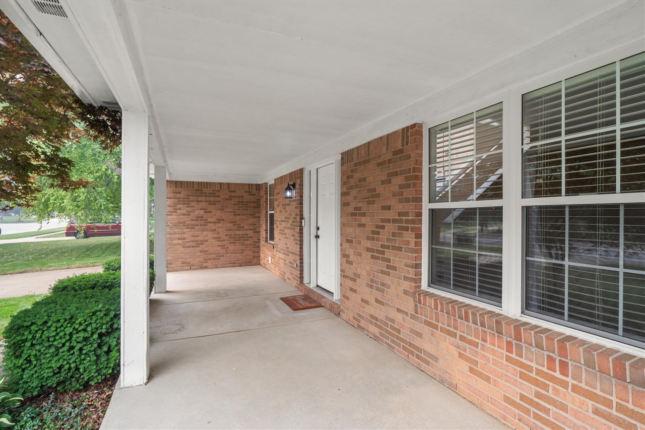 4th image of 4672 Nutmeg Dr, Ypsilanti, MI 48197 | MLS# 70546545