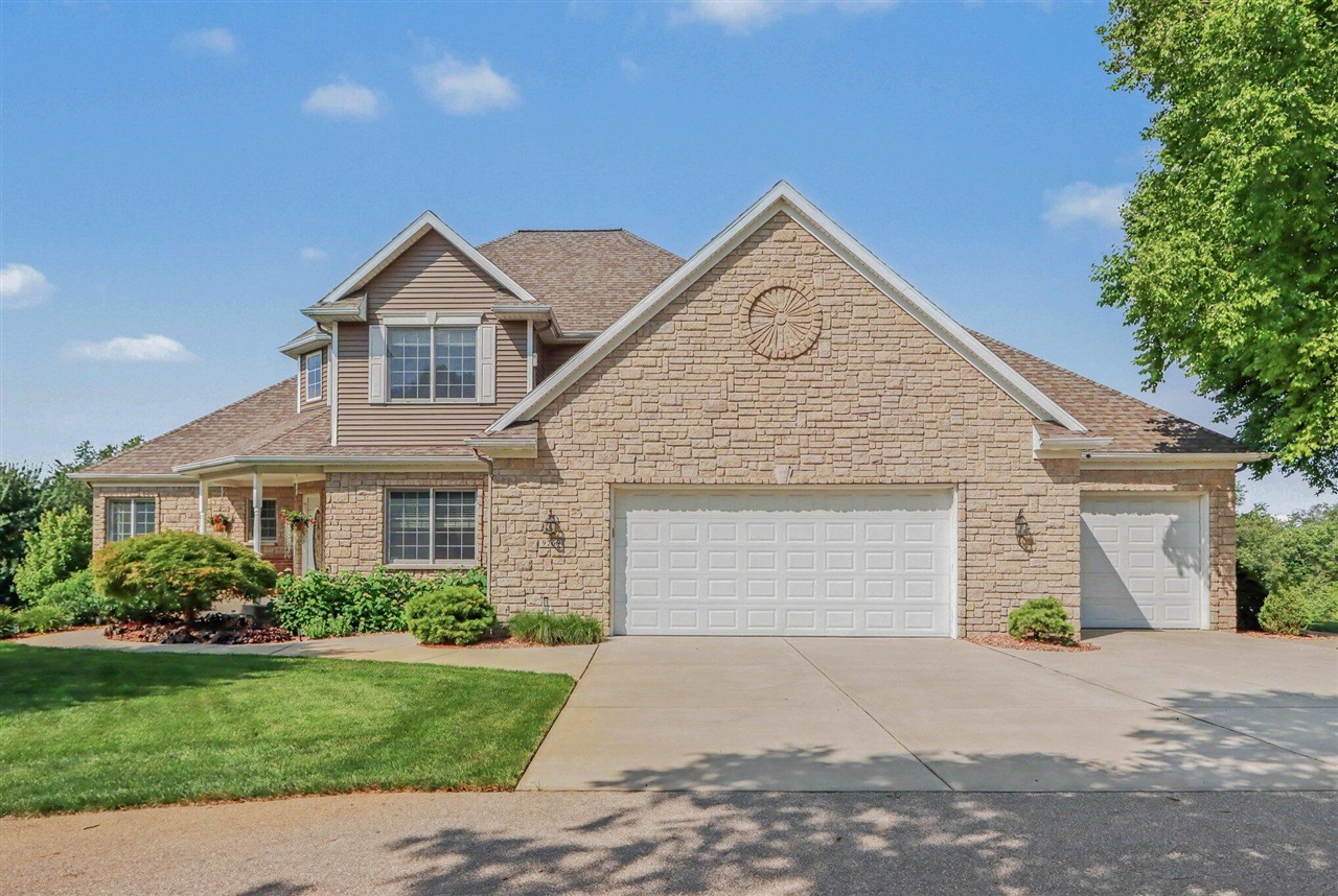Photo 2 of Single family home for sale at 9269 Sedona Ridge Ct, Byron Center, MI 49315 | MLS# 70546549 | Listing updated on 2026-09-30