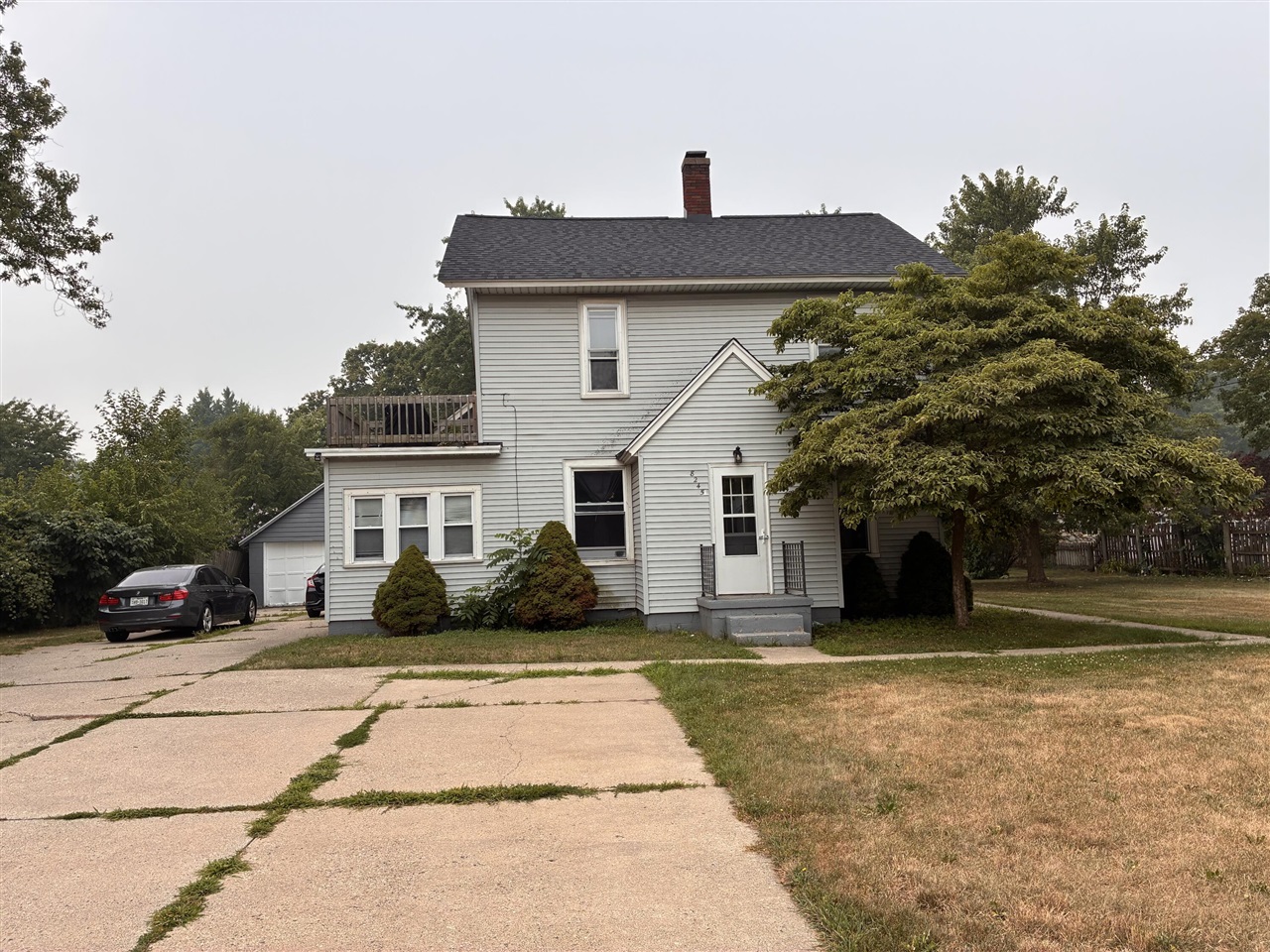1st image of 8245 Cottonwood Dr, Jenison, MI 49428 | MLS# 70546571
