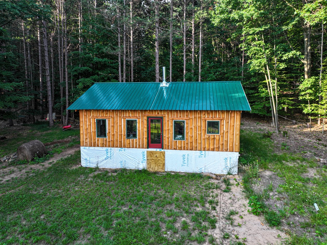 2nd image of 15940 Northwood Hwy, Arcadia, MI 49613 | MLS# 70546592