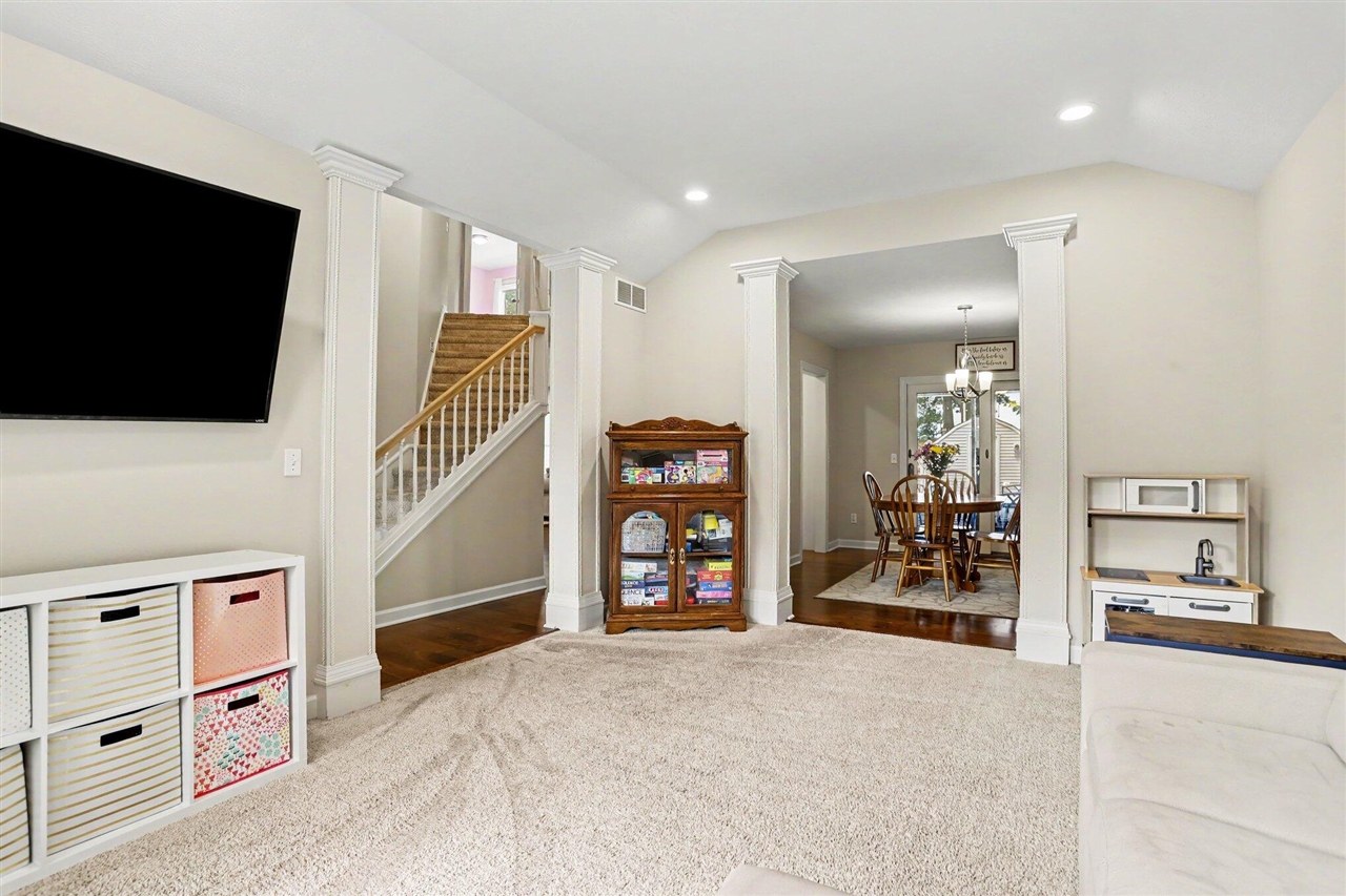 5th image of 1288 Oshtemo Tr, Kalamazoo, MI 49009 | MLS# 70546642