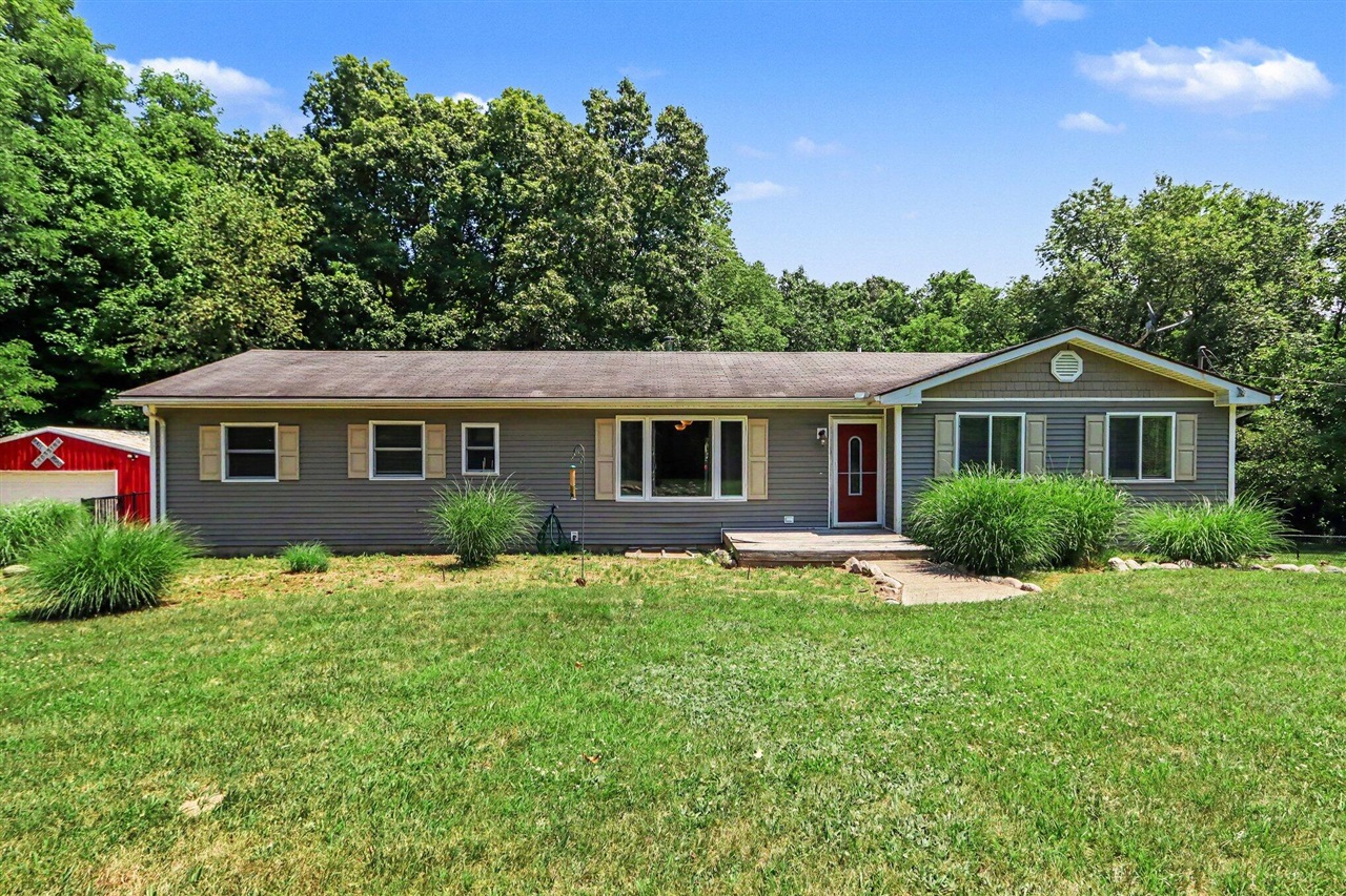 Homes for sale in Galesburg, MI | 2534 N 36th St, Galesburg, MI 49053 | MLS# 70546656