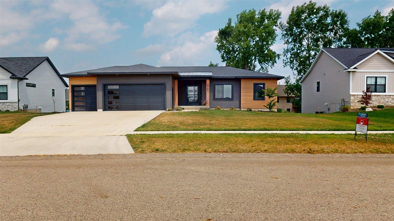 1st image of 3751 Sw Teton Dr, Hudsonville, MI 49426 | MLS# 70546740