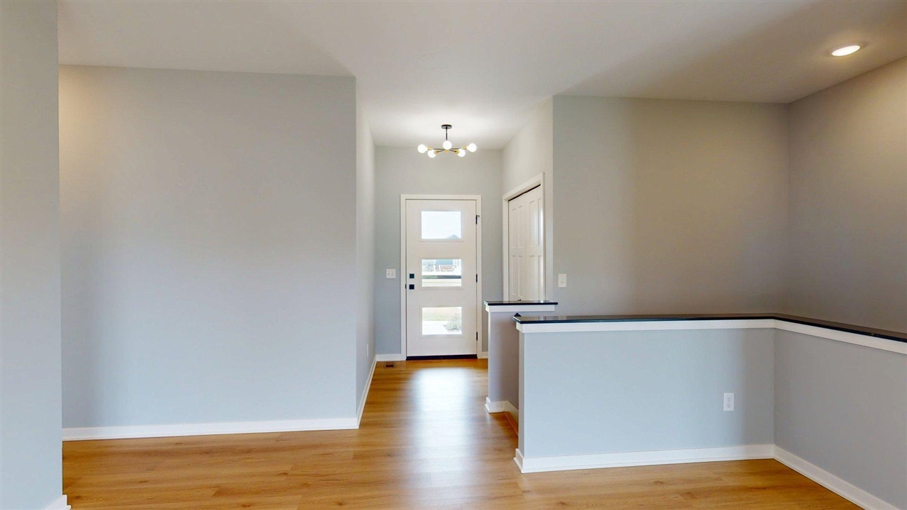 2nd image of 3751 Sw Teton Dr, Hudsonville, MI 49426 | MLS# 70546740