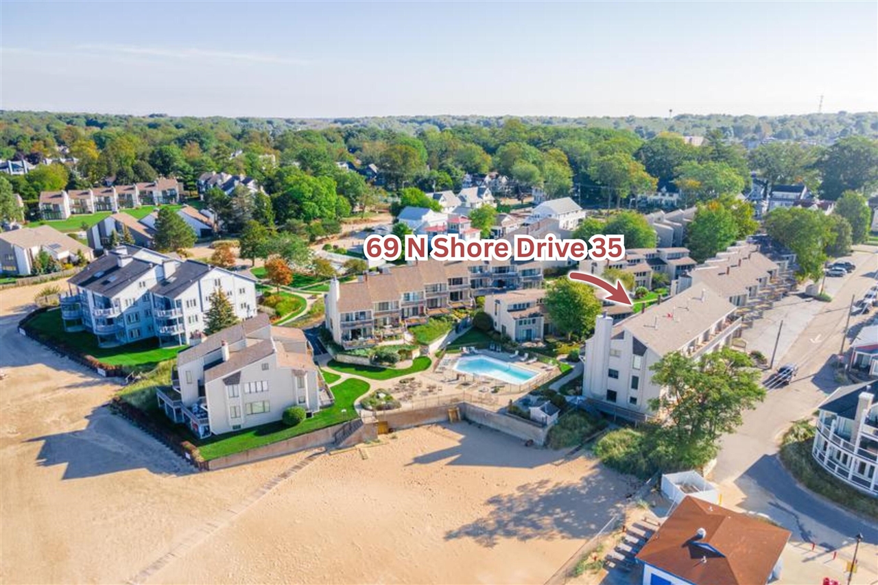 3rd image of 69 N Shore Dr, South Haven, MI 49090
