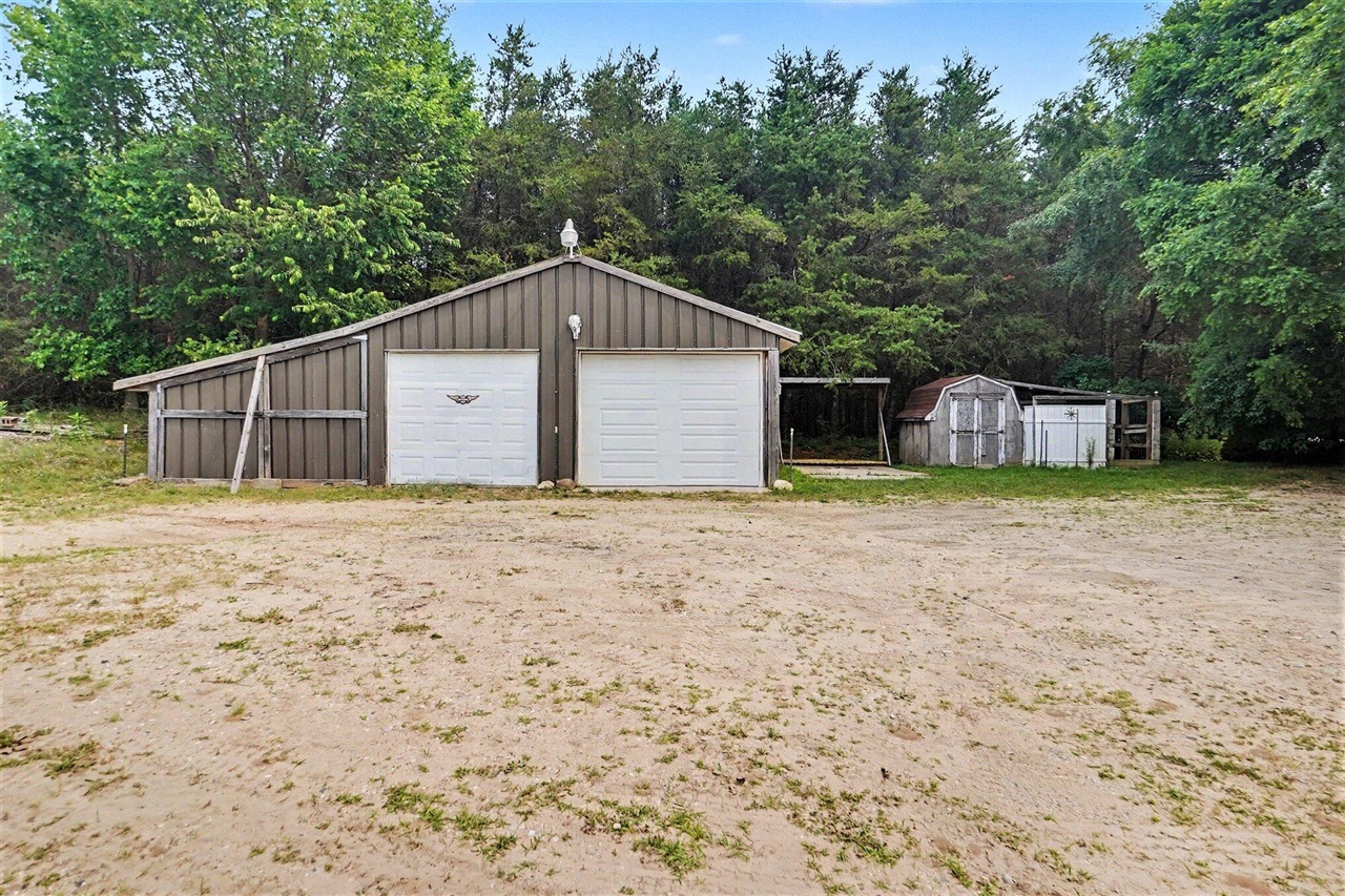 4th image of 79 N 192Nd Ave, Hesperia, MI 49421 | MLS# 70546755