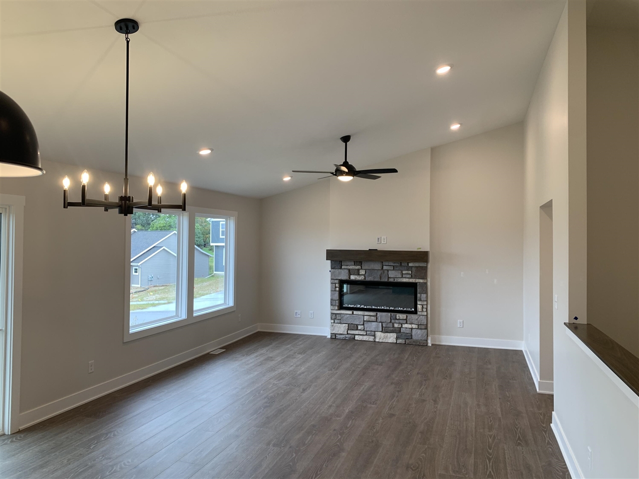 Photo 2 of Sale Pending at 4814 Bethpage Dr, Comstock Park, MI 49321 | MLS# 70546784 | Listing updated on 2026-10-01