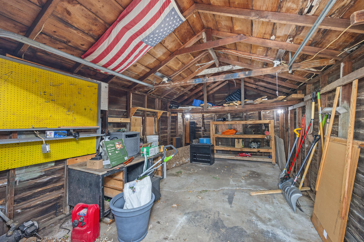 34th image of 1628 Pennoyer Ave, Grand Haven, MI 49417 | MLS# 70546795