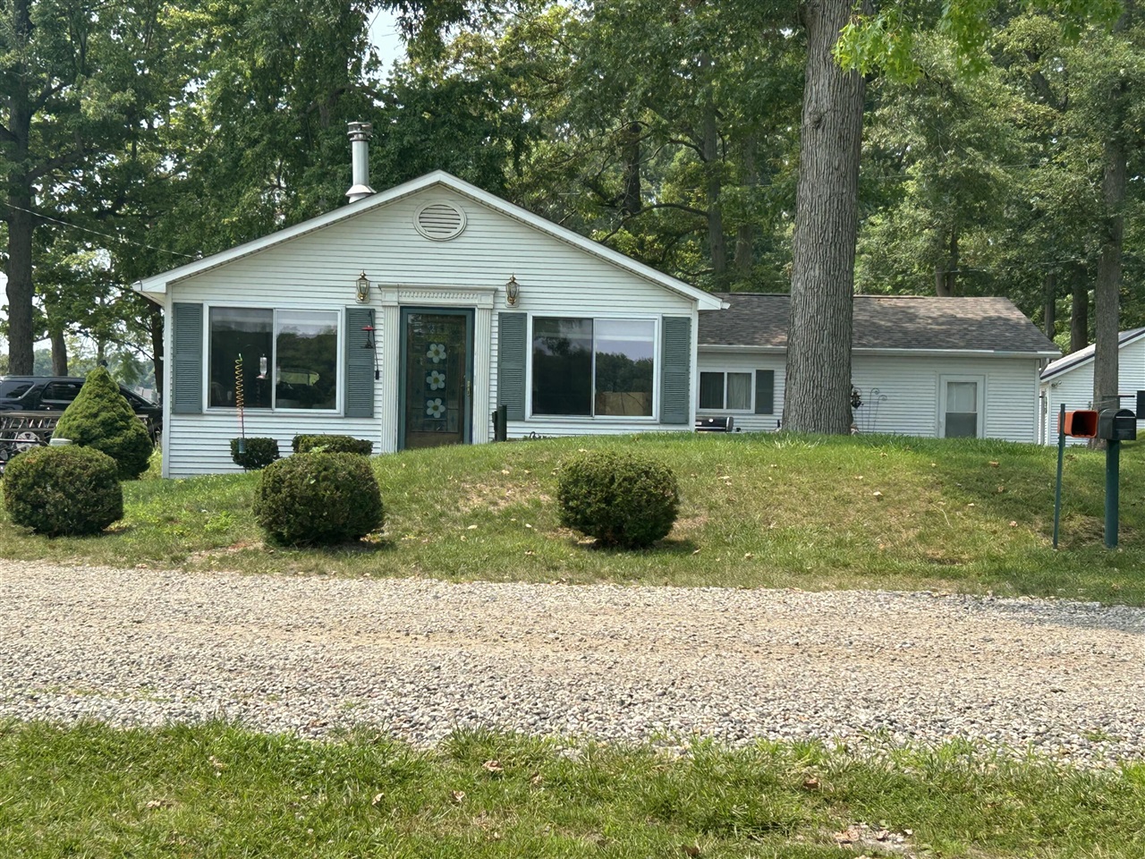 1st image of 12232 Maple Hillsdale Co St, Montgomery, MI 49255 | MLS# 70546890