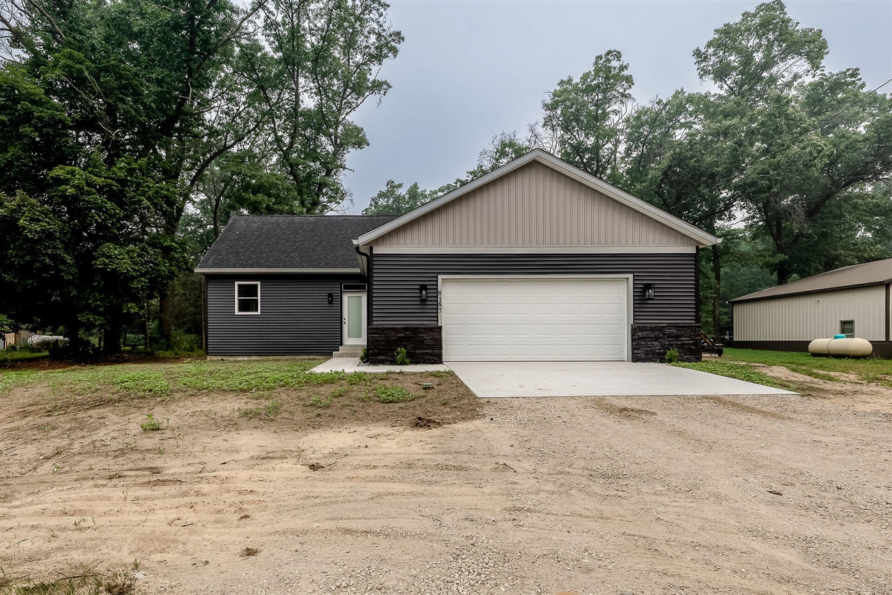 3rd image of 8187 Holton Rd, Holton, MI 49425 | MLS# 70546903