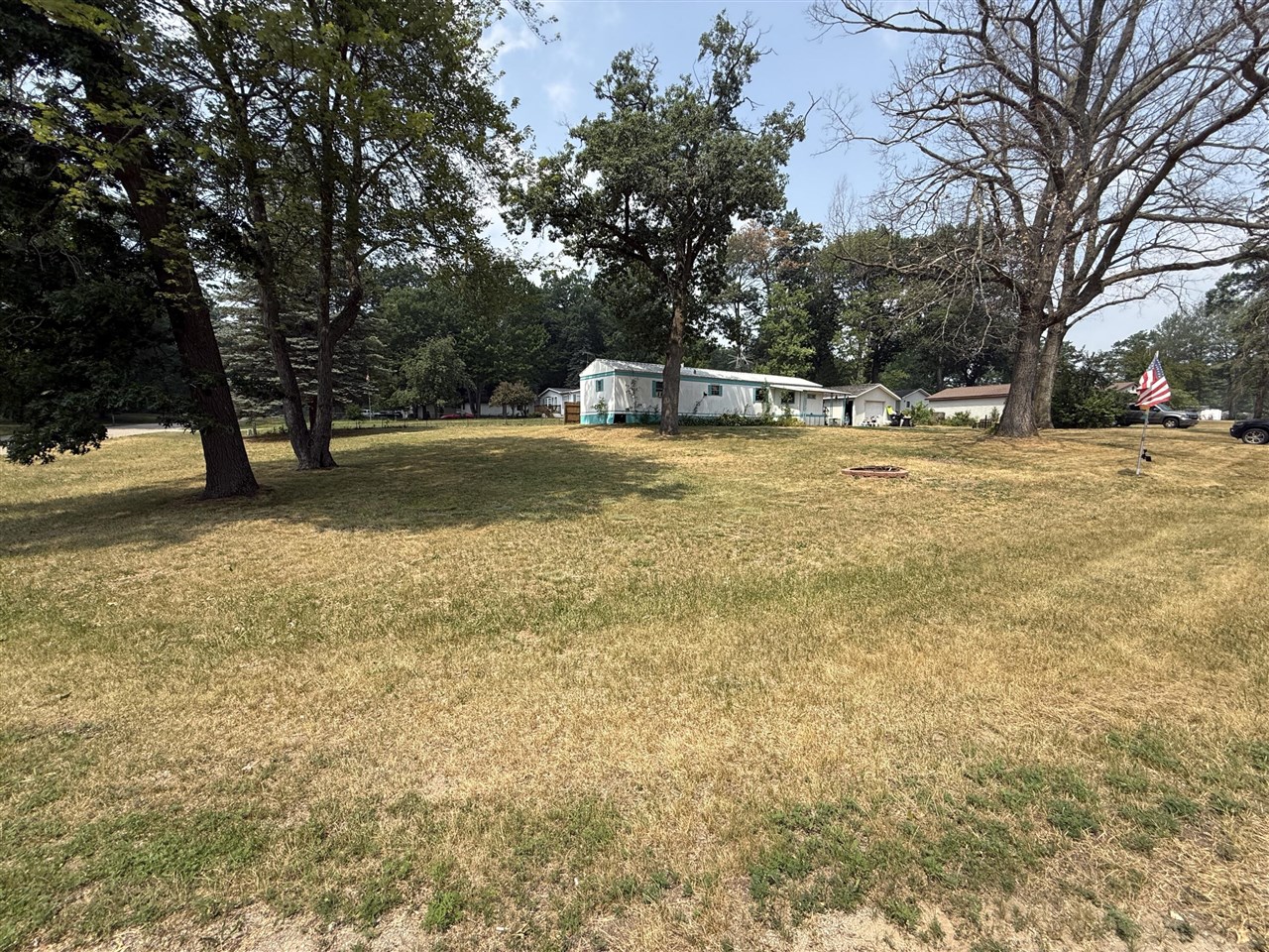 2nd image of 2160 Oak Ridge Dr, Farwell, MI 48622 | MLS# 70546909