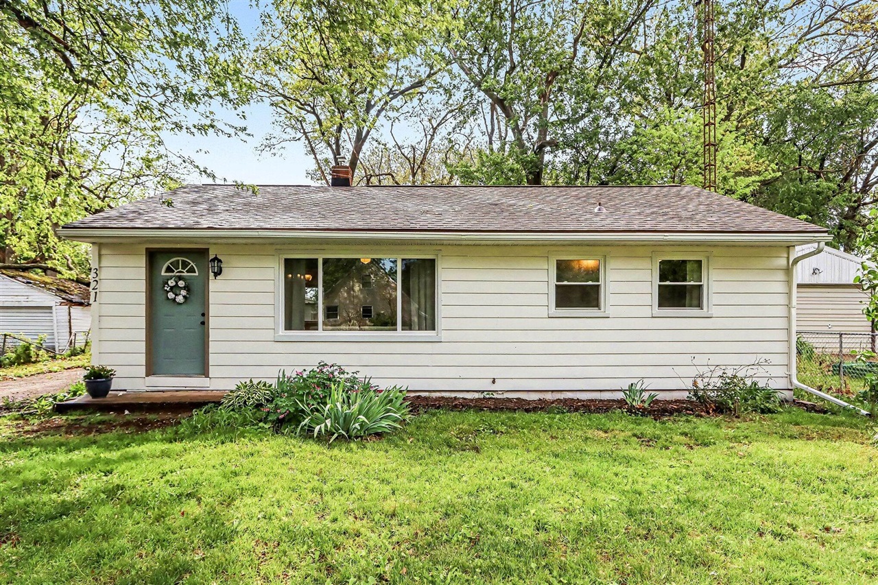 1st image of 321 Snow Ave, Battle Creek, MI 49037 | MLS# 70546912
