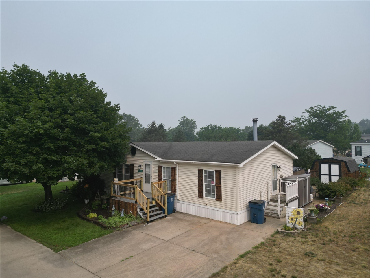 2nd image of 14451 Winding Creek Ln, West Olive, MI 49460 | MLS# 70546944