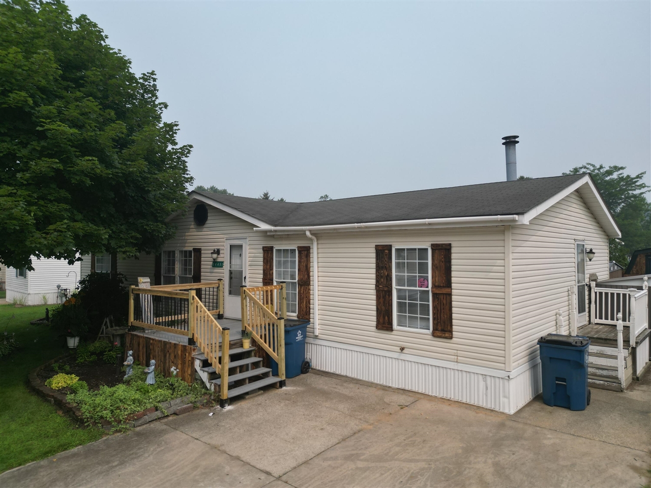 17th image of 14451 Winding Creek Ln, West Olive, MI 49460 | MLS# 70546944