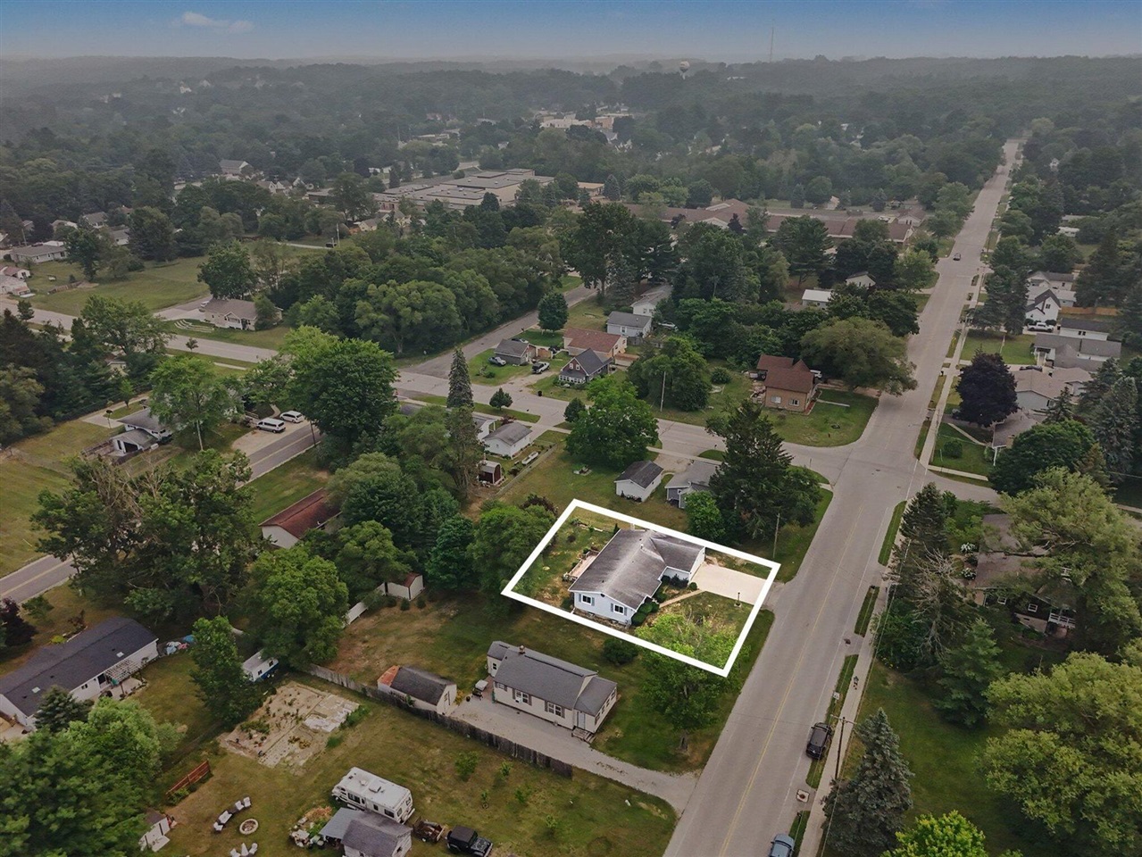 2nd image of 604 Fenton St, Kingsley, MI 49649 | MLS# 70546977