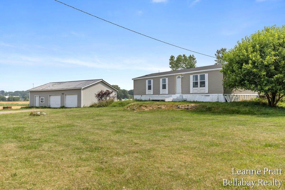 5th image of 10130 Stahl Rd, Lake Odessa, MI 48849 | MLS# 70546989