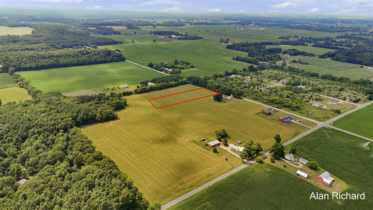 2nd image of 11852 Rooksby St, Sand Lake, MI 49343 | MLS# 70547022